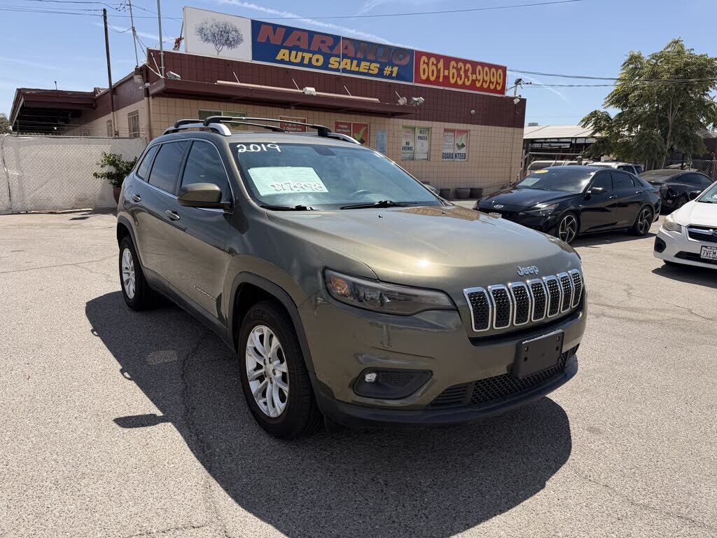 2019 JEEP Cherokee