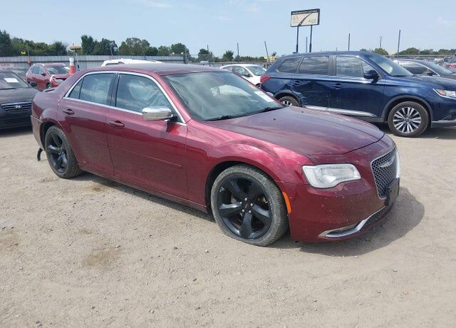2020 CHRYSLER 300