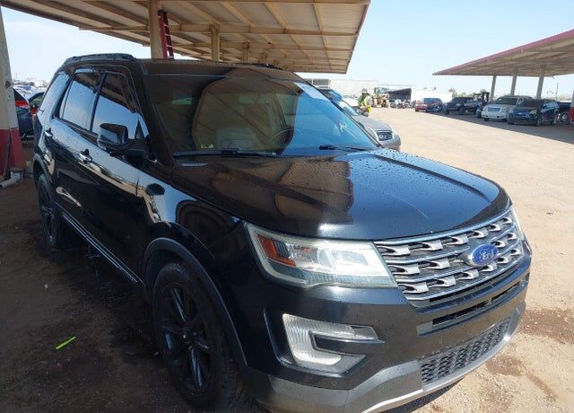 2017 FORD Explorer