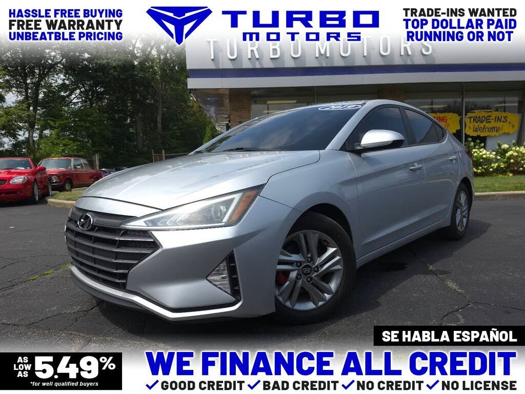 2019 HYUNDAI Elantra