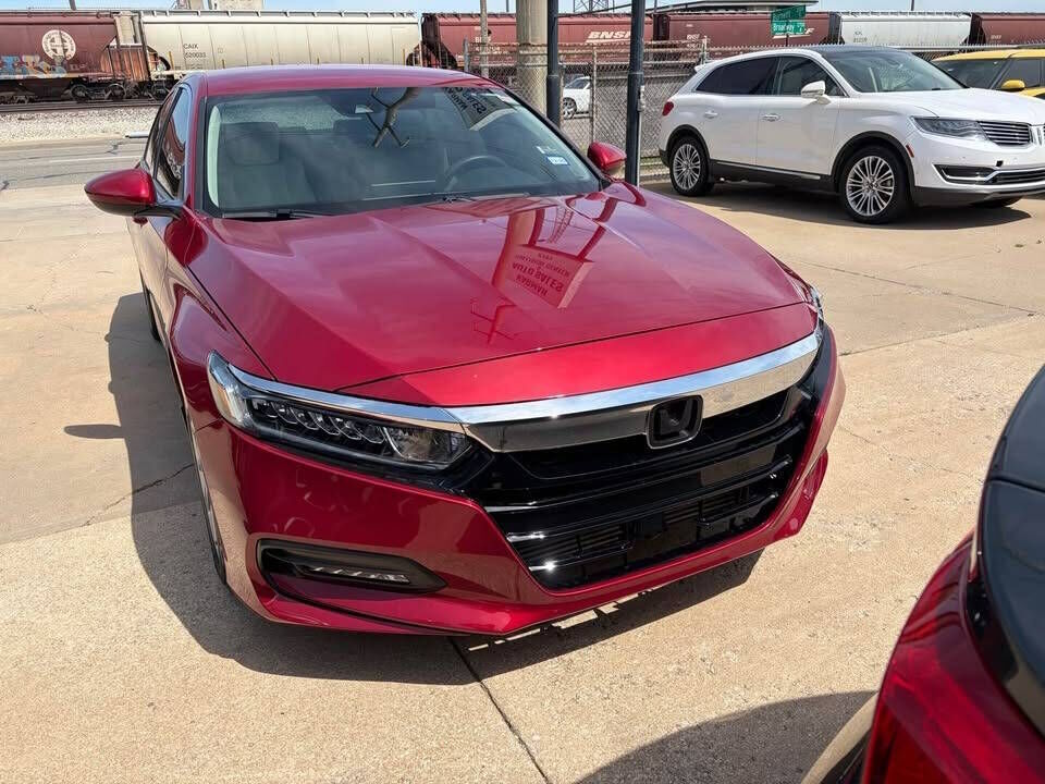 2018 HONDA Accord