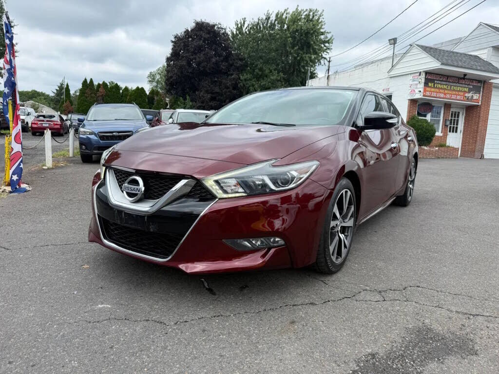 2017 NISSAN Maxima