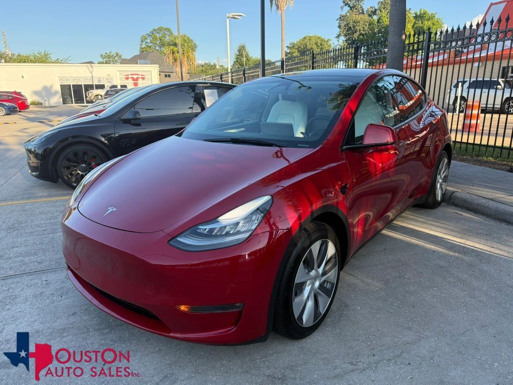 2023 TESLA Model Y
