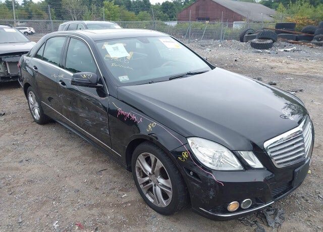 2011 MERCEDES-BENZ E-Class