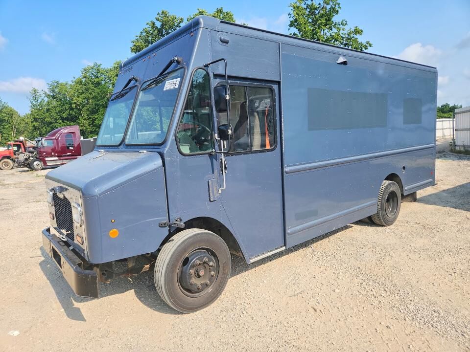 2021 FREIGHTLINER MT 45G Front Gasoline Engine Walk in Van Chassis