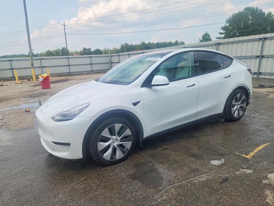 2022 TESLA Model Y