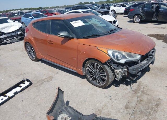 2016 HYUNDAI Veloster