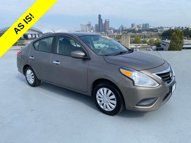 2015 NISSAN Versa