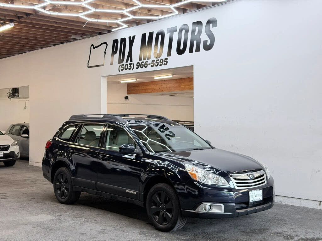 2012 SUBARU Outback