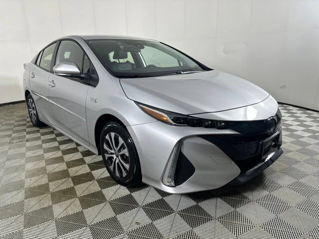 2022 TOYOTA Prius