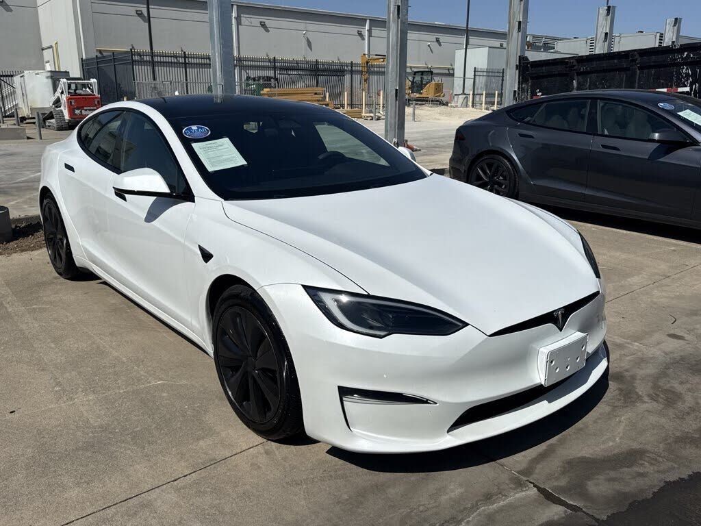 2023 TESLA Model S