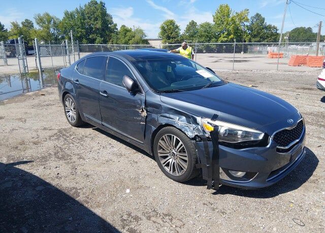 2015 KIA Cadenza