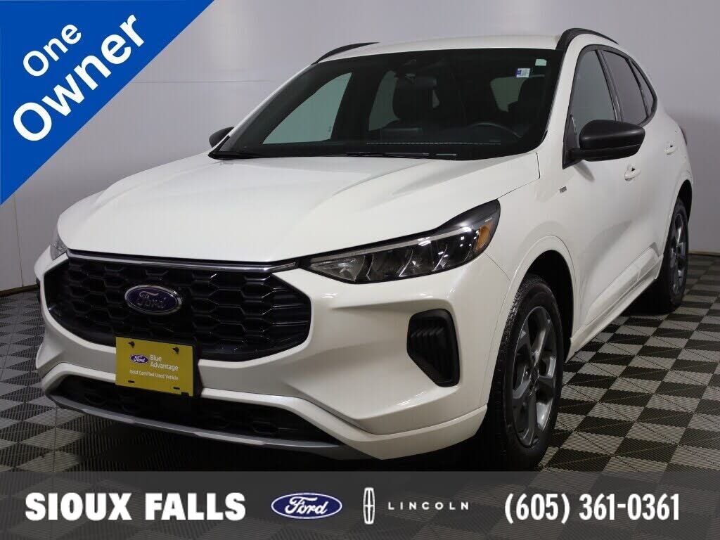 2024 FORD Escape