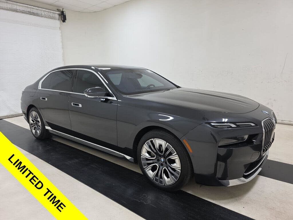 2023 BMW i7