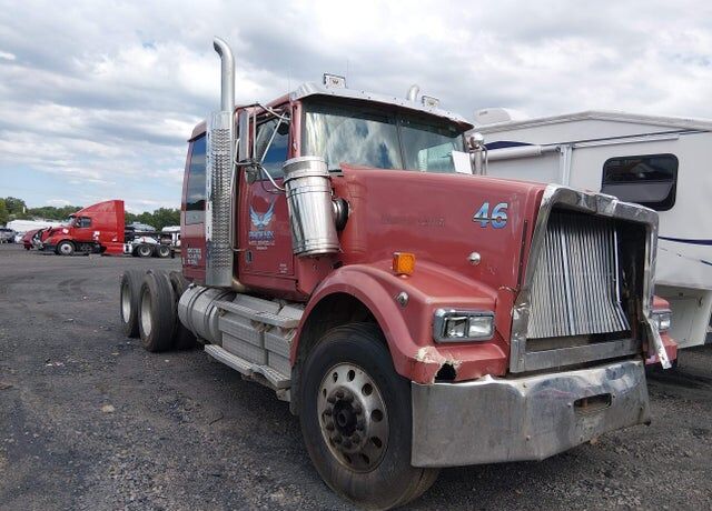 2015 WESTERN STAR 4900