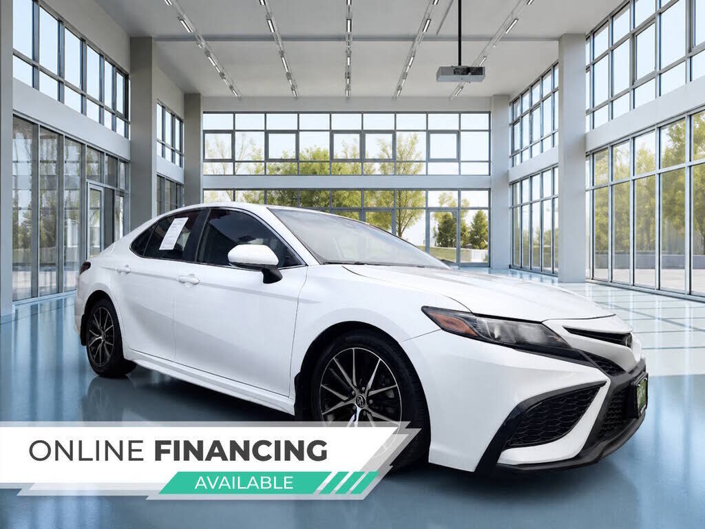 2021 TOYOTA Camry