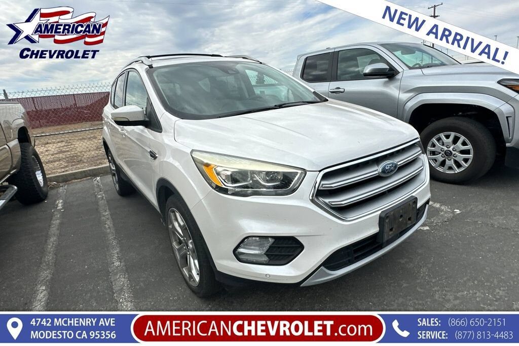 2017 FORD Escape