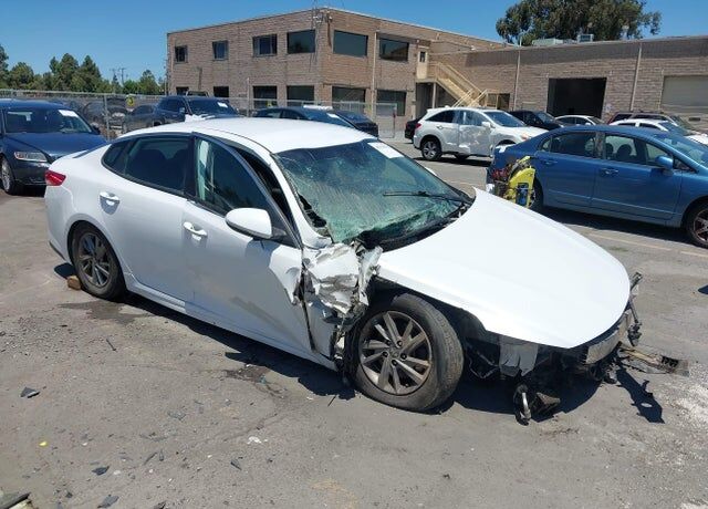 2019 KIA Optima