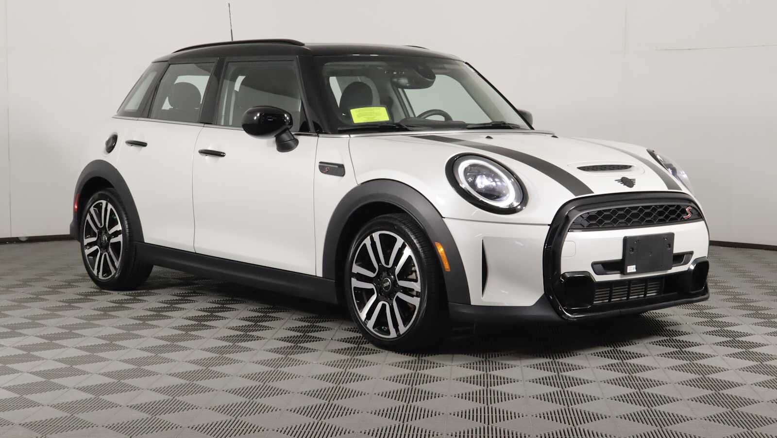 2024 MINI Hardtop