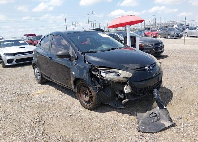 2012 MAZDA Mazda2