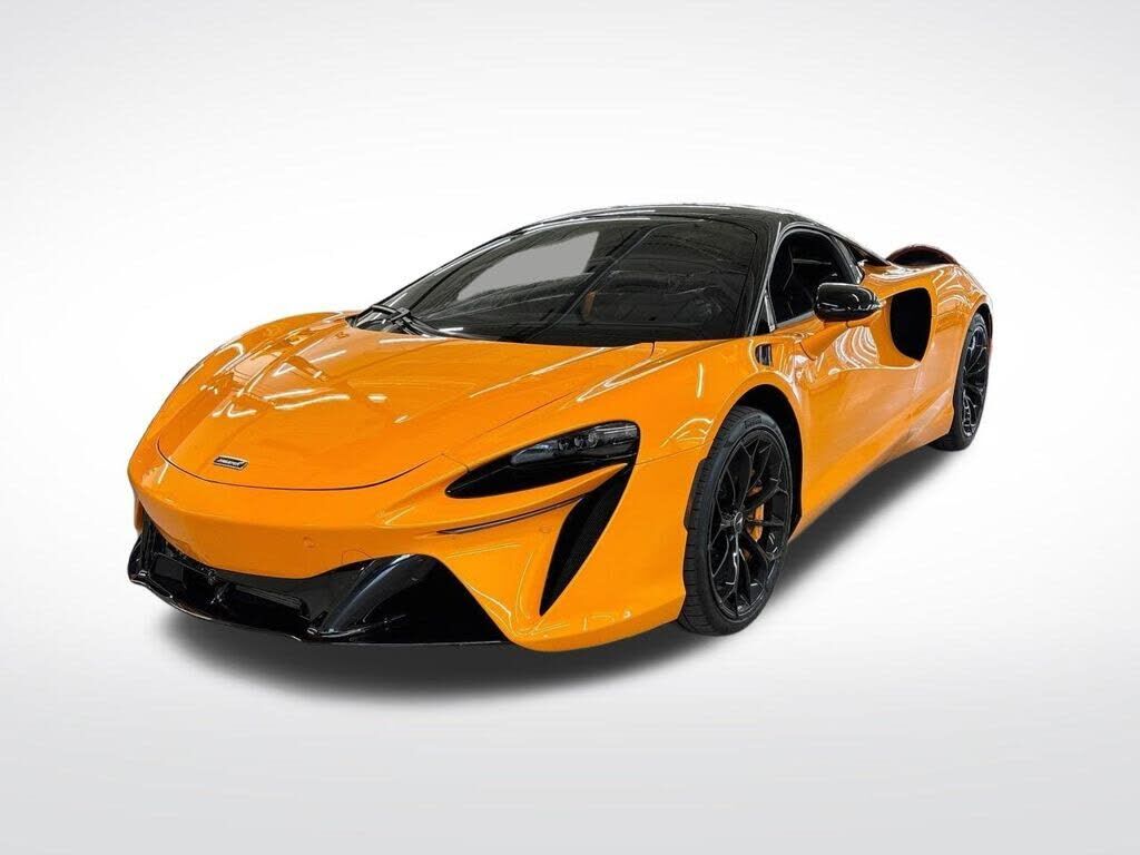 2025 MCLAREN ARTURA
