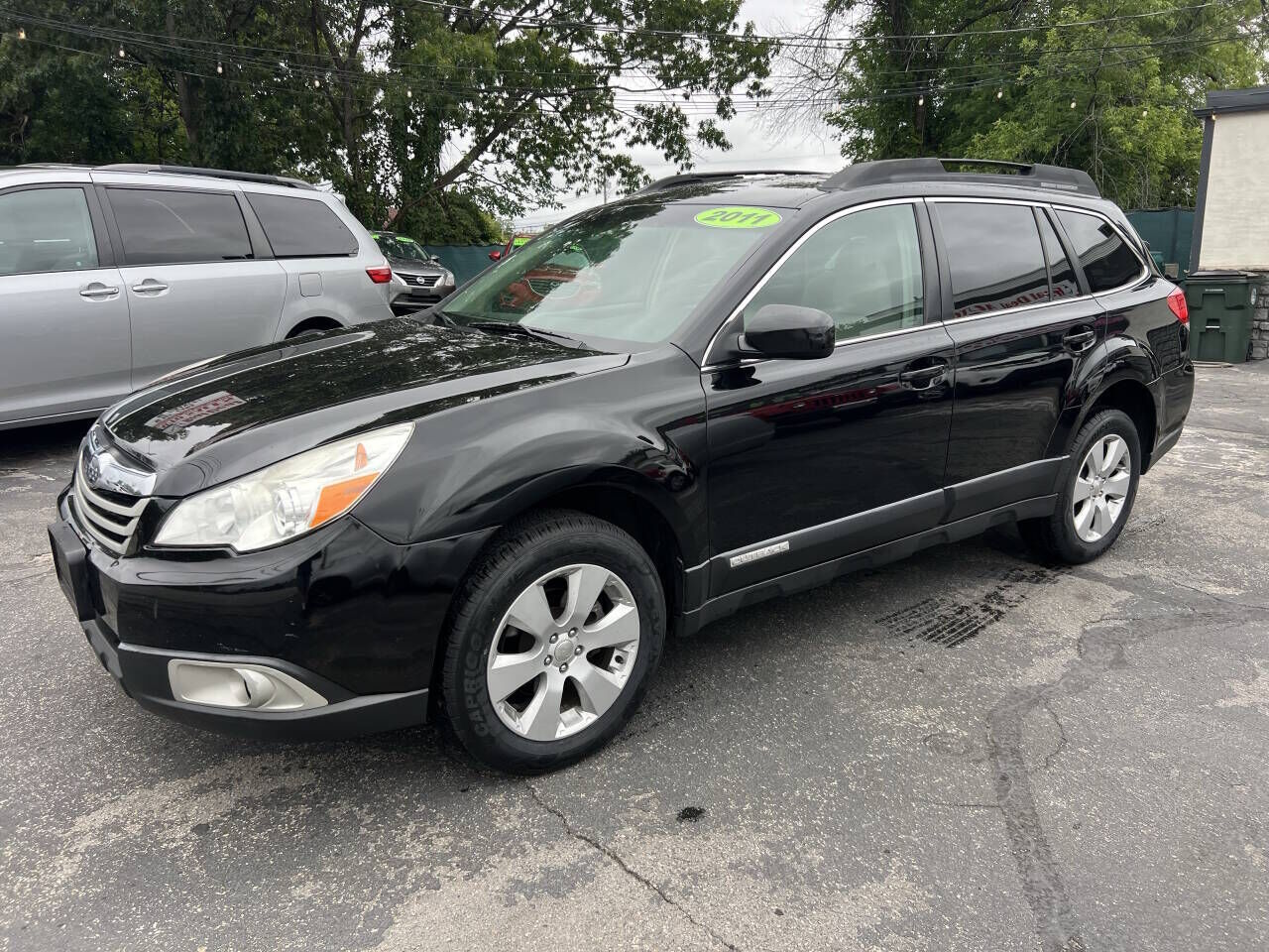 2011 SUBARU Outback