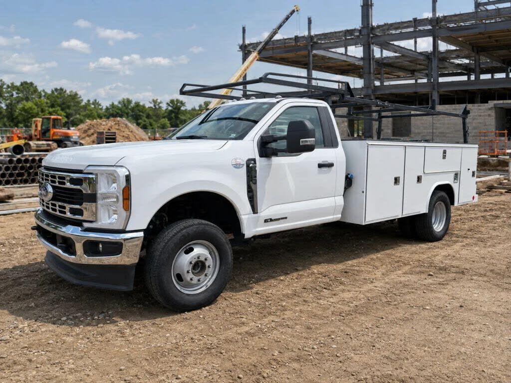 2024 FORD F-350