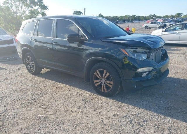 2017 HONDA Pilot