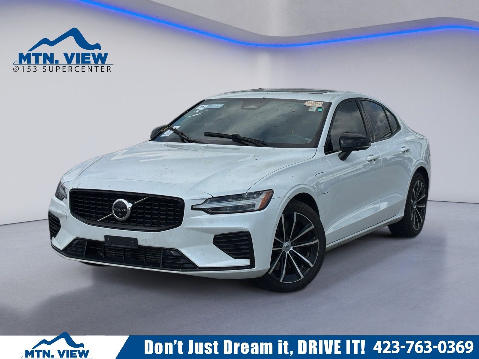 2023 VOLVO S60