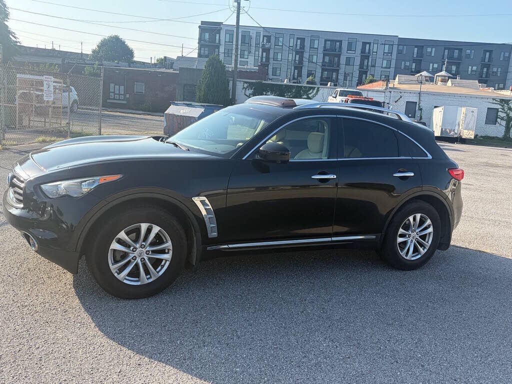 2013 INFINITI FX37