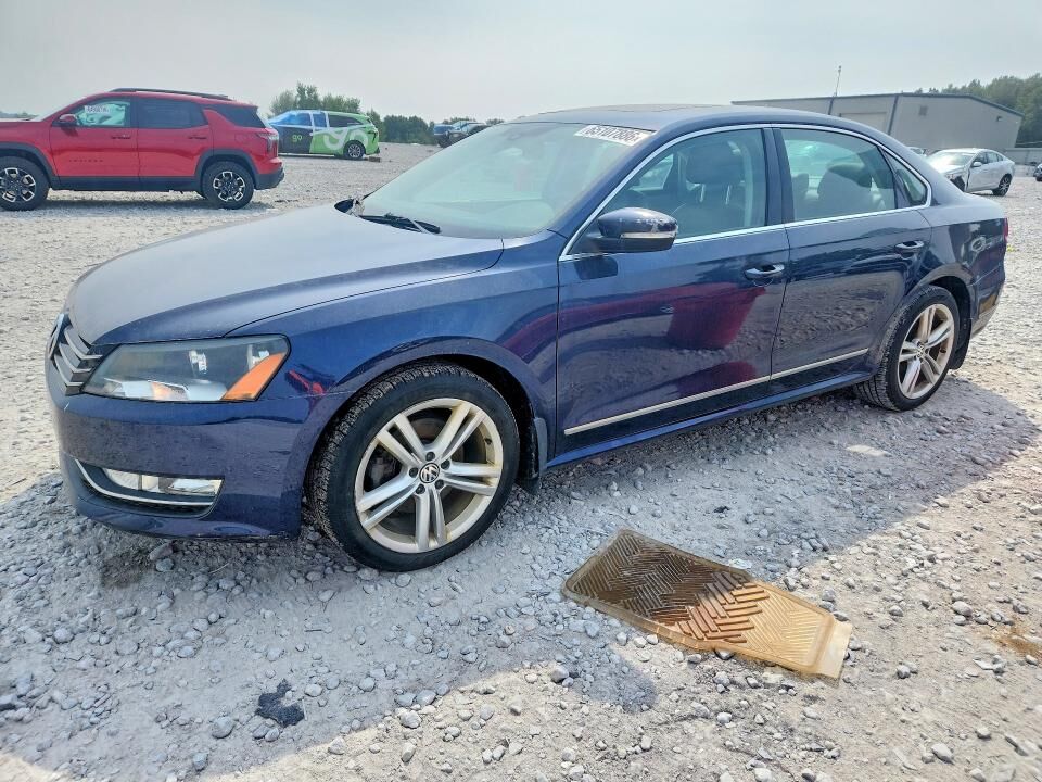 2015 VOLKSWAGEN Passat