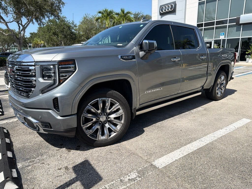 2024 GMC Sierra