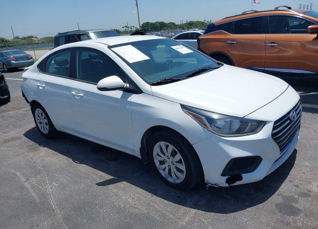 2022 HYUNDAI Accent