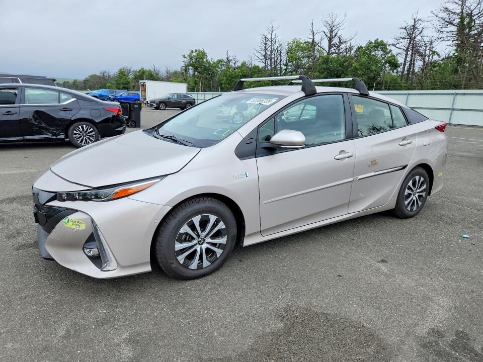 2022 TOYOTA Prius
