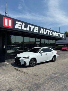 2017 LEXUS IS