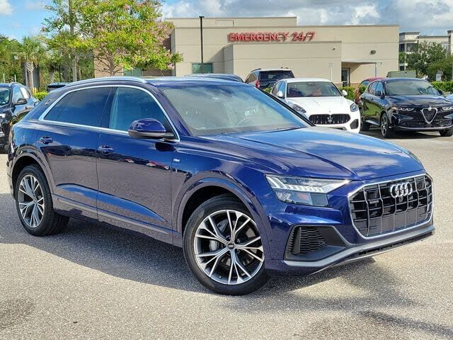 2021 AUDI Q8