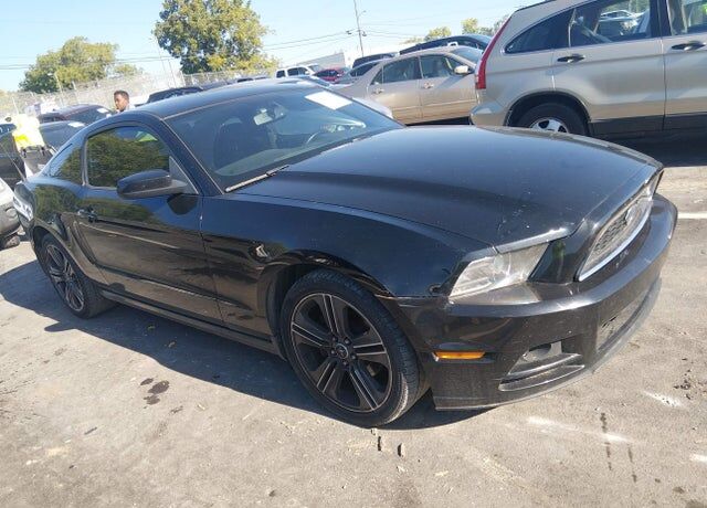 2013 FORD Mustang