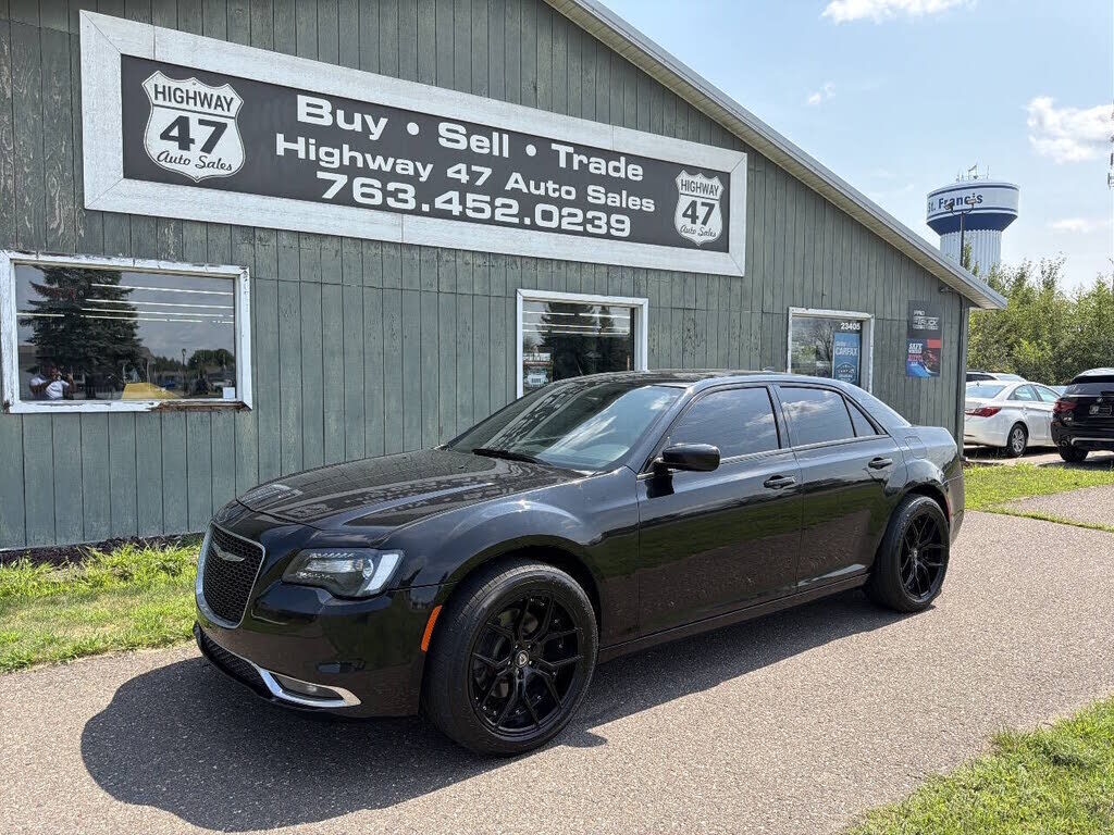 2016 CHRYSLER 300
