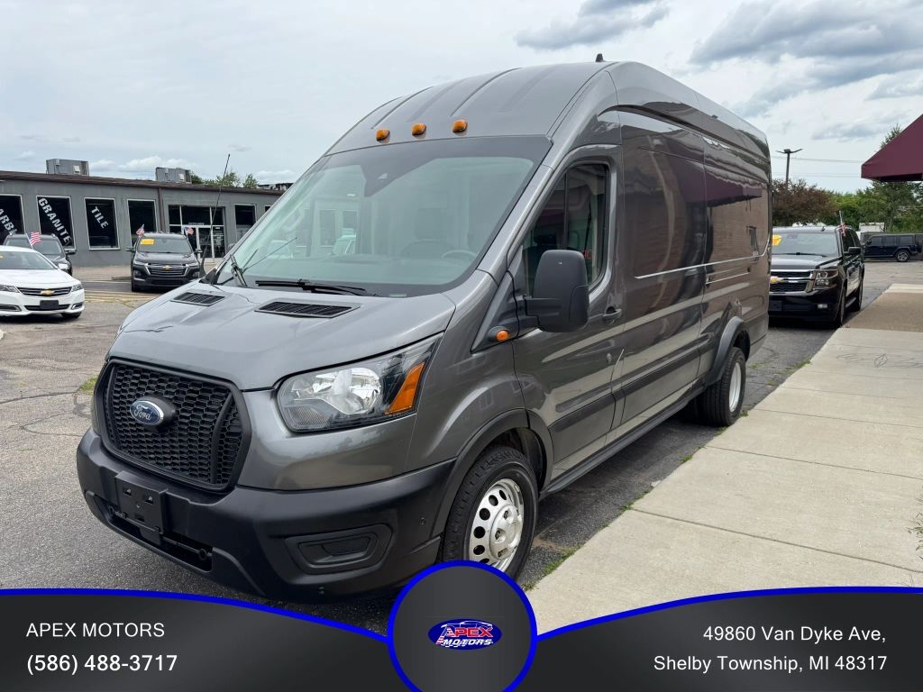 2022 FORD Transit