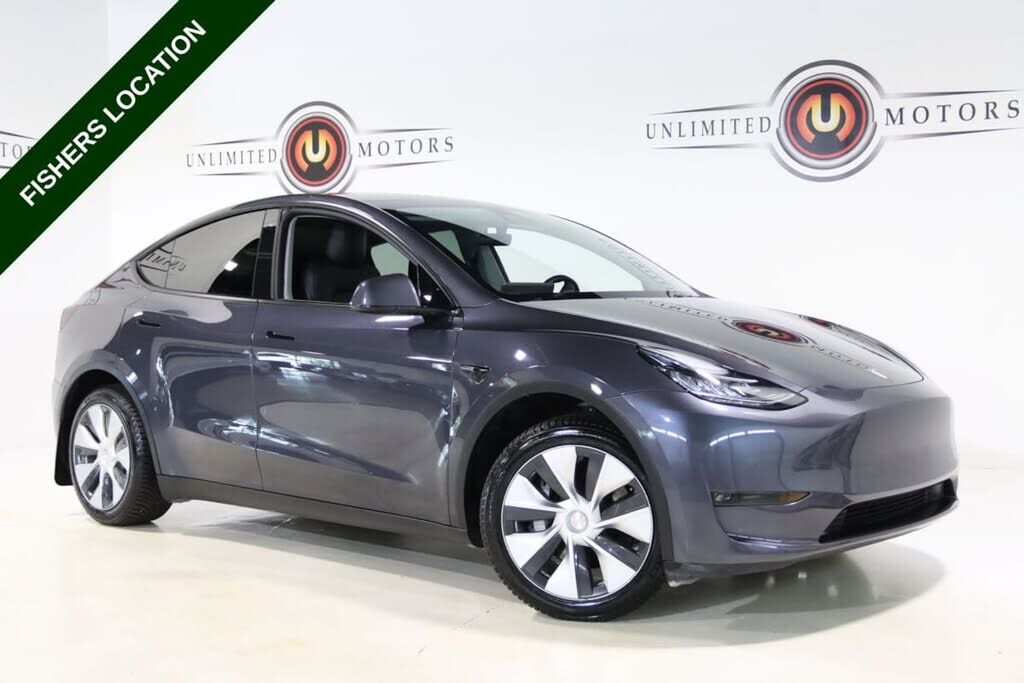 2022 TESLA Model Y
