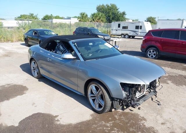 2011 AUDI S5