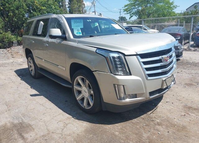 2017 CADILLAC Escalade