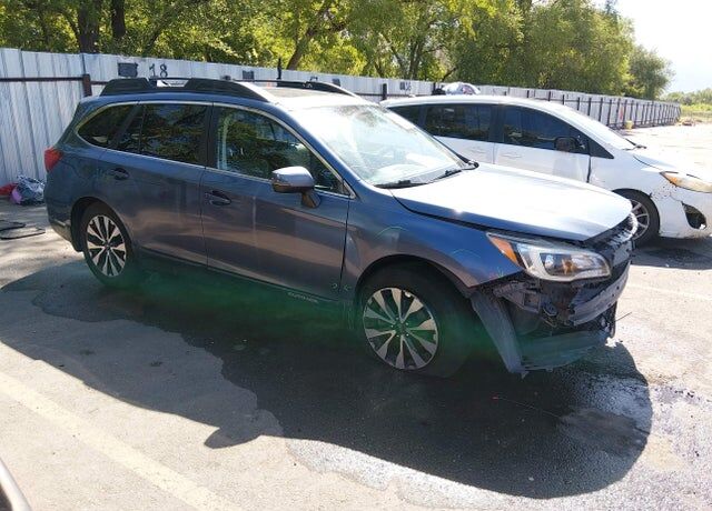 2016 SUBARU Outback