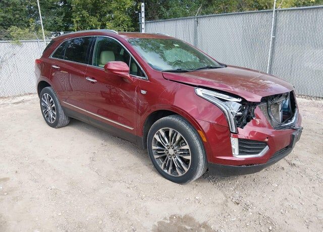 2017 CADILLAC XT5