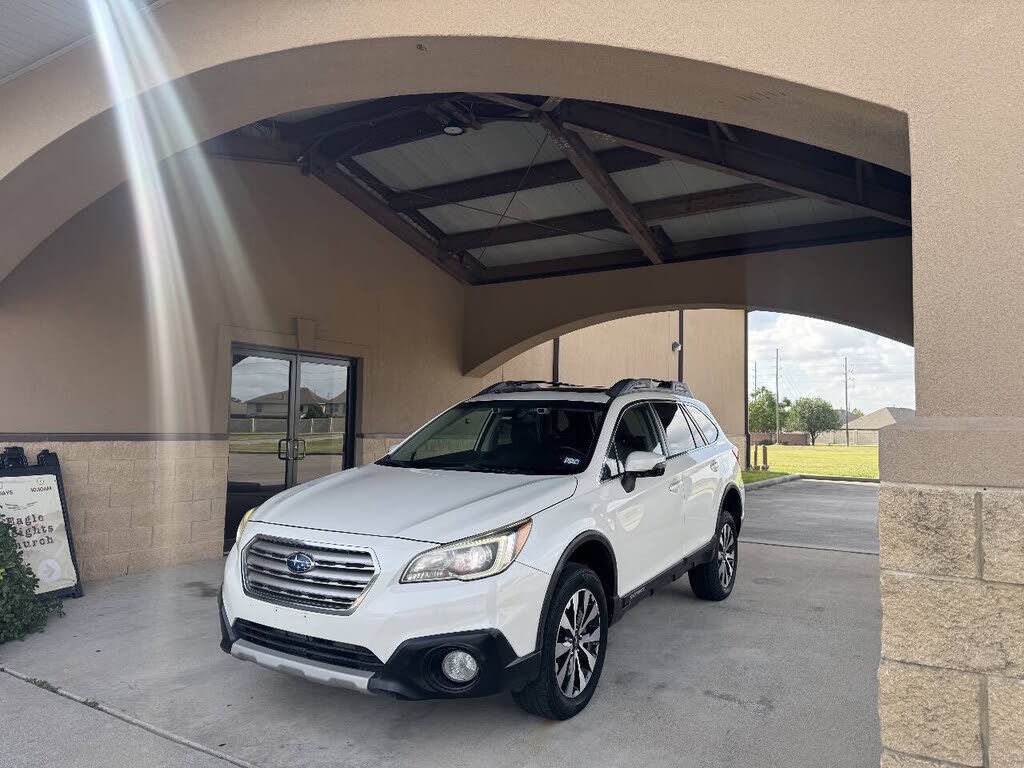 2015 SUBARU Outback