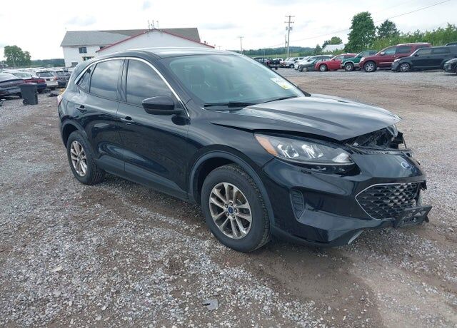 2021 FORD Escape
