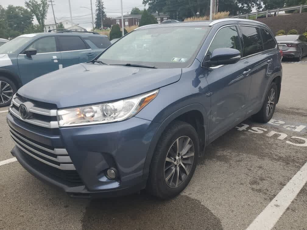 2019 TOYOTA Highlander