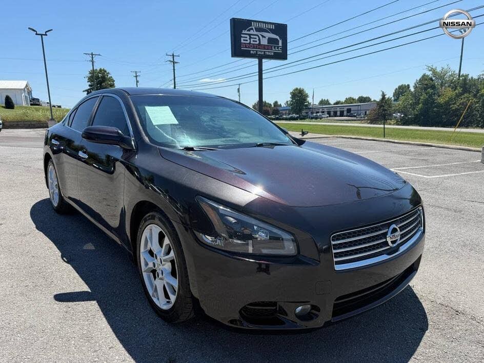 2010 NISSAN Maxima