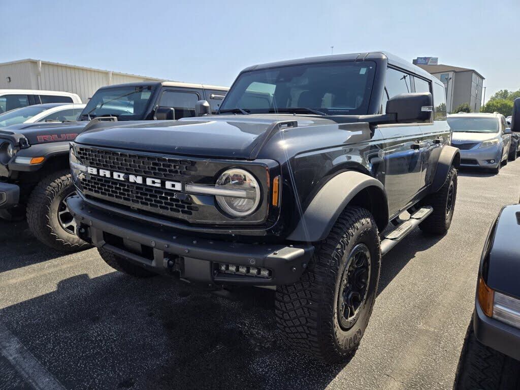 2024 FORD Bronco