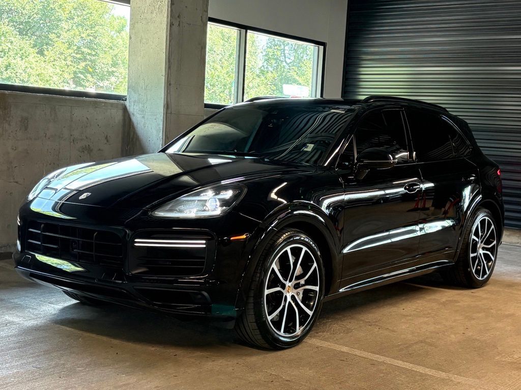 2019 PORSCHE Cayenne